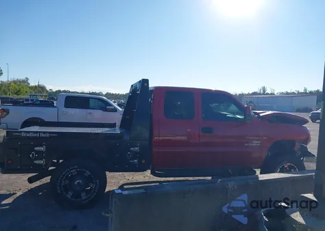 2006 Chevrolet Silverado 2500Hd Work Truck from USA, damaged, VIN 1GCHK29D56E230997